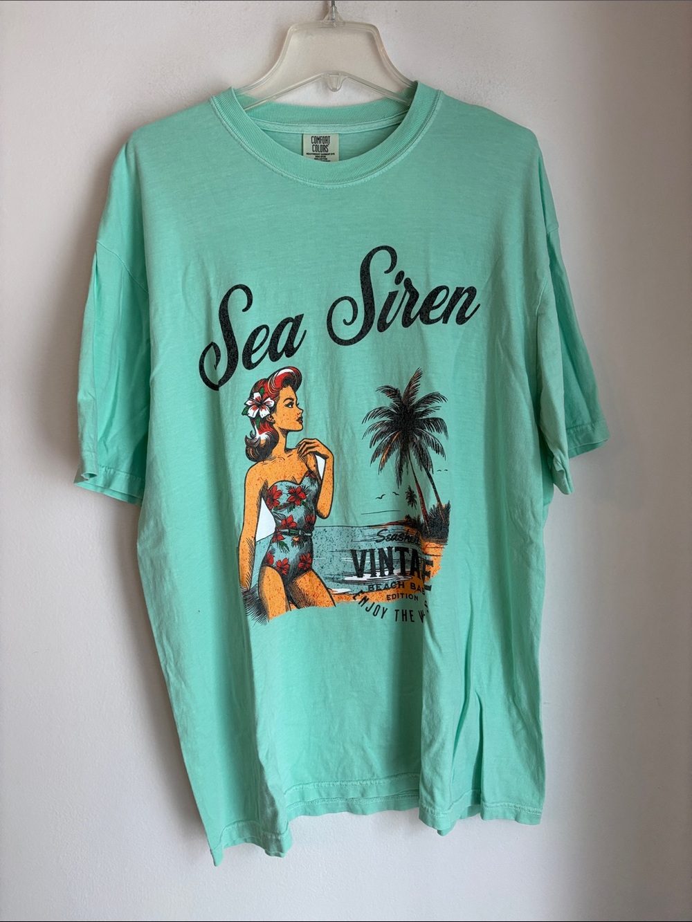 Comfort Colors Men’s Swim T-Shirt in vintage lady swim Hawaii Mint teal xl NWOT